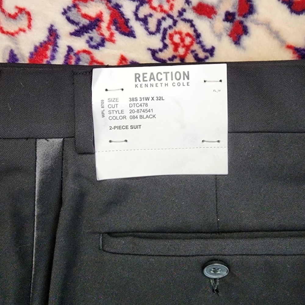 Kenneth Cole Reaction Tuxedo NWT 38S - Picture 5 of 15